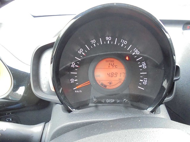 Peugeot - 2018 - 108 cabrio - 1.0 e-vti gt-line - personenauto - afbeelding 8 van  22