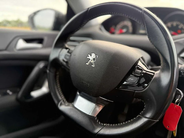 Peugeot - 2018 - 308 sw - 1.5 bluehdi bl. ex. - tx-669-g - afbeelding 2 van  12