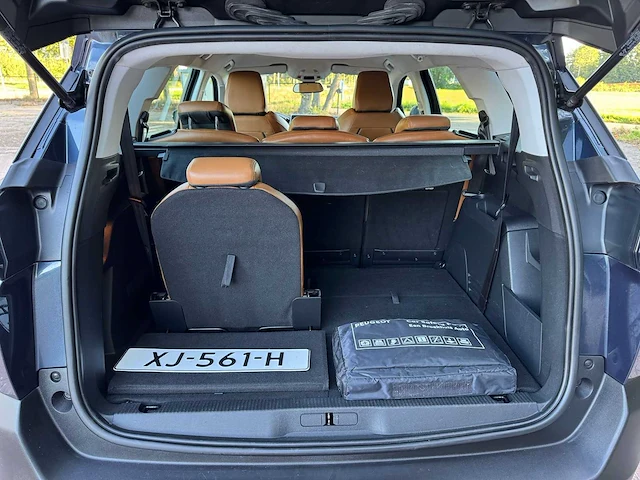 Peugeot - 2019 - 5008 - 1.2 pt bl. executive - xj-561-h - afbeelding 10 van  26