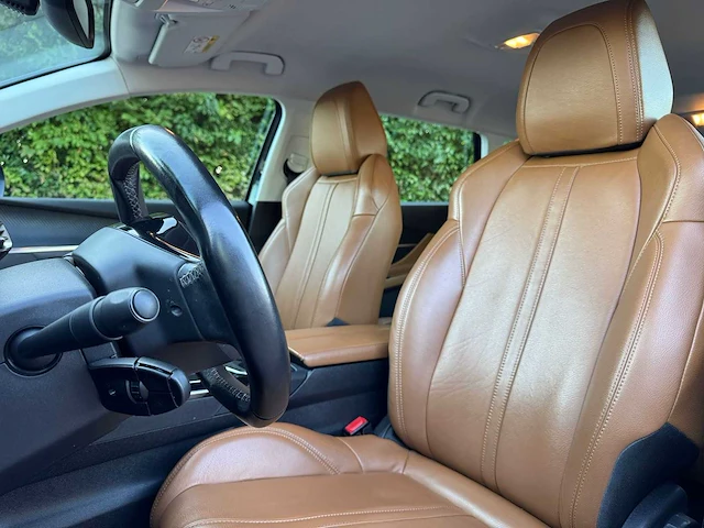 Peugeot - 2019 - 5008 - 1.2 pt bl. executive - xj-561-h - afbeelding 12 van  26