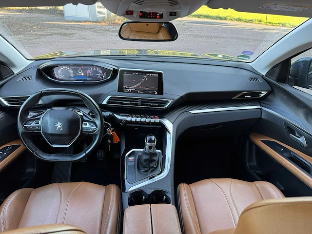 Peugeot - 2019 - 5008 - 1.2 pt bl. executive - xj-561-h - afbeelding 14 van  26