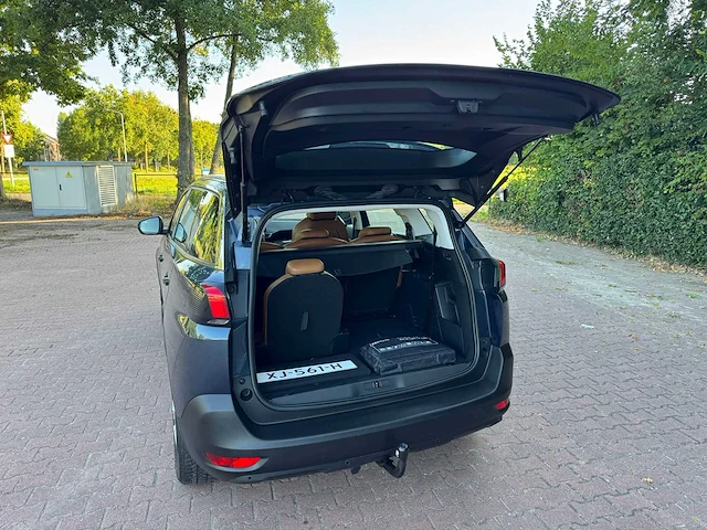 Peugeot - 2019 - 5008 - 1.2 pt bl. executive - xj-561-h - afbeelding 9 van  26