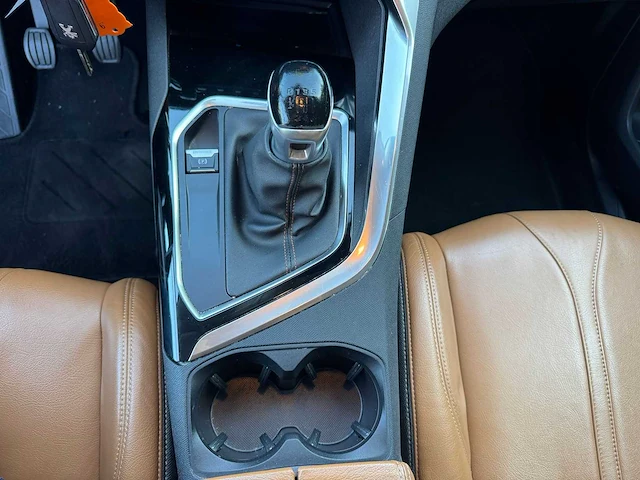 Peugeot - 2019 - 5008 - 1.2 pt bl. executive - xj-561-h - afbeelding 14 van  26