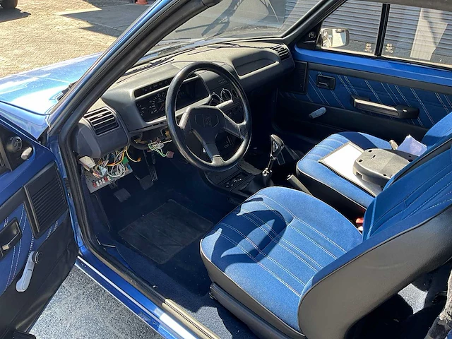 Peugeot - 205 cabriolet - 1.1i cj - afbeelding 11 van  26