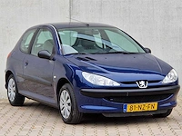 Peugeot - 206 - 1.1 xr - 81-nz-fn - 2004 - afbeelding 16 van  18