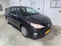 Peugeot - 206 - 1.4-16v air-line 3 - 83-sh-bp - afbeelding 17 van  19