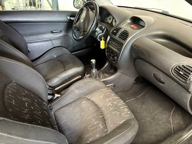 Peugeot - 206 - 1.4-16v xs pack - personenauto - afbeelding 6 van  21