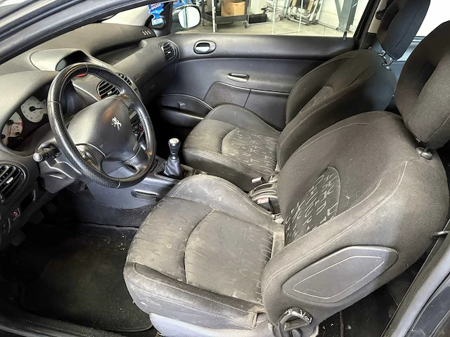 Peugeot - 206 - 1.4-16v xs pack - personenauto - afbeelding 9 van  21