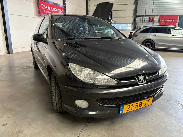 Peugeot - 206 - 1.4-16v xs pack - personenauto - afbeelding 16 van  21