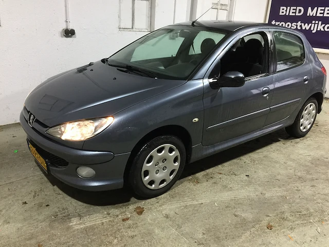 Peugeot - 206 - 1.4 air-line 2 - 33-rt-dn - afbeelding 1 van  20