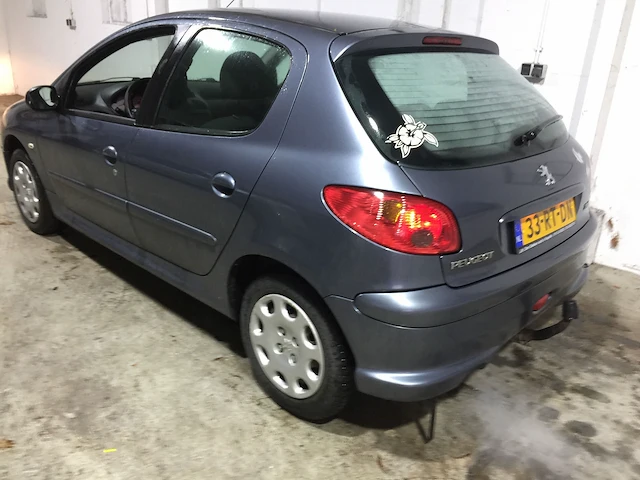 Peugeot - 206 - 1.4 air-line 2 - 33-rt-dn - afbeelding 3 van  20