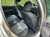 Peugeot - 206 - 1.4 air-line 2 - personenauto - afbeelding 2 van  13