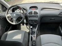 Peugeot - 206 - 1.4 air-line 2 - personenauto - afbeelding 11 van  13