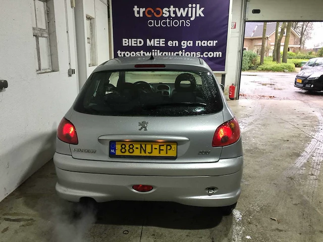 Peugeot - 206 - 1.4 quiksilver - 88-nj-fp - afbeelding 14 van  19
