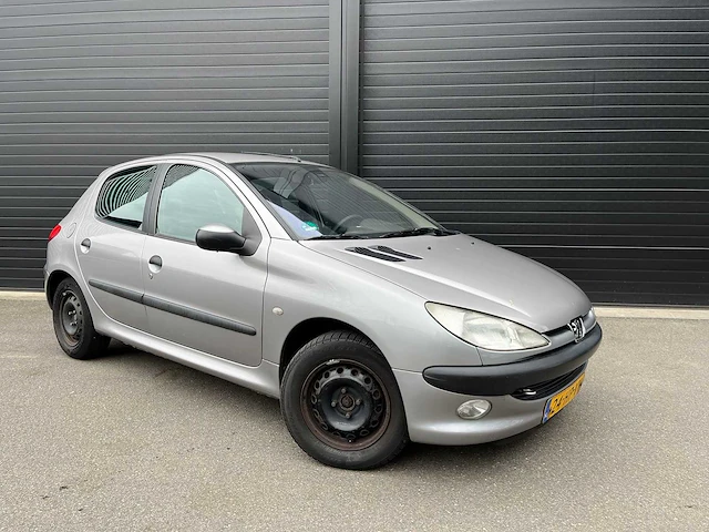 Peugeot - 206 - 1.6-16v gentry - 24-hp-vv - 2001 - afbeelding 14 van  20