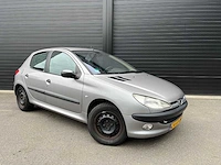 Peugeot - 206 - 1.6-16v gentry - 24-hp-vv - 2001 - afbeelding 14 van  20