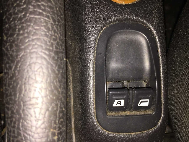 Peugeot - 206 - 1.6-16v xs - 71-jg-vp - afbeelding 6 van  21