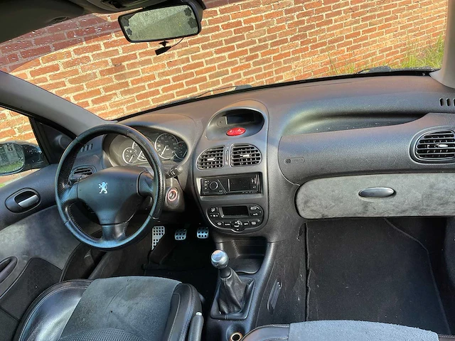 Peugeot - 206 - 2.0-16v gti - personenauto - afbeelding 2 van  18