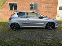 Peugeot - 206 - 2.0-16v gti - personenauto - afbeelding 13 van  18