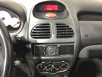 Peugeot - 206 cc - 1.6-16v - 1-xfn-11 - afbeelding 10 van  24