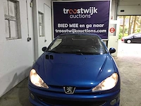 Peugeot - 206 cc - 1.6-16v - 1-xfn-11 - afbeelding 23 van  24