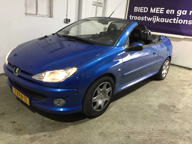 Peugeot - 206 cc - 1.6-16v - 1-xfn-11 - afbeelding 24 van  24
