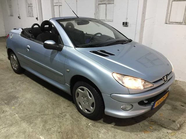 Peugeot - 206 cc - 1.6-16v - 14-lps-2 - afbeelding 19 van  21