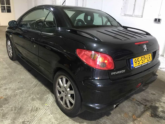 Peugeot - 206 cc - 2.0-16v griffe - 95-sp-lr - afbeelding 11 van  17