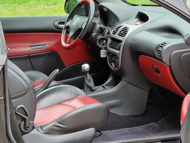 Peugeot - 206 cc - cabrio - 1.6-16v - 88-jb-tt - afbeelding 11 van  21