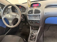 Peugeot - 206 cc - personenauto - 2002 - afbeelding 5 van  26