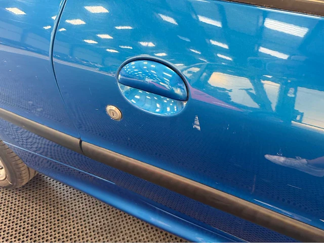 Peugeot - 206 cc - personenauto - 2002 - afbeelding 8 van  26