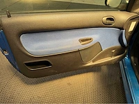 Peugeot - 206 cc - personenauto - 2002 - afbeelding 15 van  26