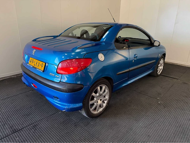 Peugeot - 206 cc - personenauto - 2002 - afbeelding 25 van  26