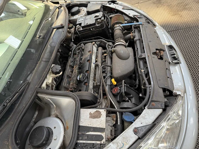 Peugeot - 206 gt - grand tourisme - personenauto - 1999 - afbeelding 10 van  26