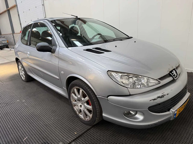 Peugeot - 206 gt - grand tourisme - personenauto - 1999 - afbeelding 23 van  26