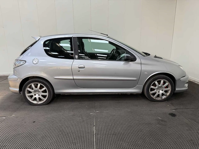 Peugeot - 206 gt - grand tourisme - personenauto - 1999 - afbeelding 25 van  26