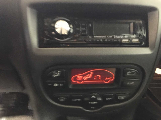 Peugeot - 206 sw - 1.4-16v xs -export kenteken. (89-rf-fj) - afbeelding 6 van  23