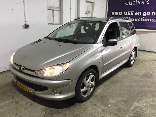 Peugeot - 206 sw - 1.4-16v xs -export kenteken. (89-rf-fj) - afbeelding 1 van  23