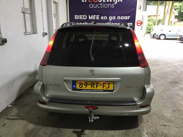 Peugeot - 206 sw - 1.4-16v xs -export kenteken. (89-rf-fj) - afbeelding 18 van  23