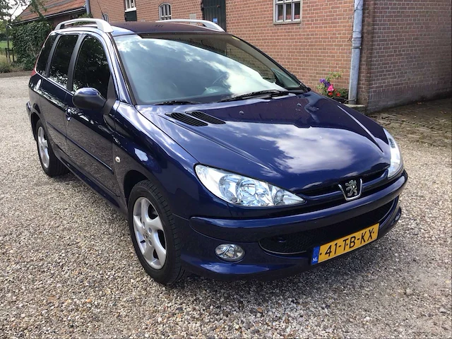 Peugeot - 206 sw - 1.6-16v air-line 3 - personenauto - afbeelding 11 van  18