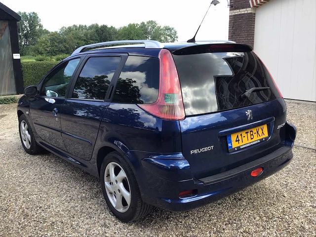 Peugeot - 206 sw - 1.6-16v air-line 3 - personenauto - afbeelding 13 van  18