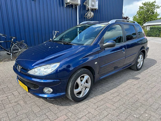 Peugeot - 206 sw - 1.6-16v air-line 3 - personenauto - afbeelding 1 van  21