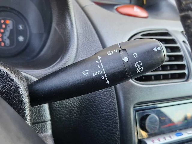 Peugeot - 206 sw - 1.6-16v xs - 28-lg-px - 2003 - nap - afbeelding 6 van  21