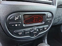 Peugeot - 206 sw - 1.6-16v xs - 28-lg-px - 2003 - nap - afbeelding 7 van  21