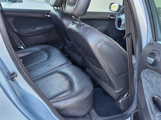 Peugeot - 206 sw - 1.6-16v xs - 28-lg-px - 2003 - nap - afbeelding 13 van  21