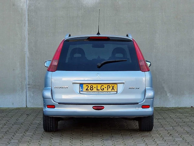 Peugeot - 206 sw - 1.6-16v xs - 28-lg-px - 2003 - nap - afbeelding 16 van  21