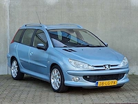 Peugeot - 206 sw - 1.6-16v xs - 28-lg-px - 2003 - nap - afbeelding 19 van  21