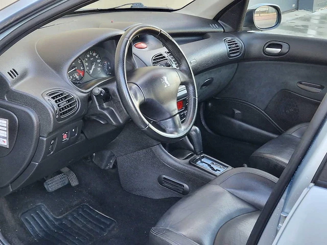 Peugeot - 206 sw - 1.6-16v xs - 28-lg-px - 2003 - nap - afbeelding 21 van  21
