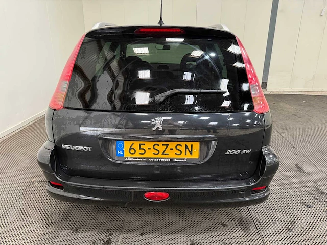 Peugeot - 206 sw - personenauto - 2006 - afbeelding 3 van  28