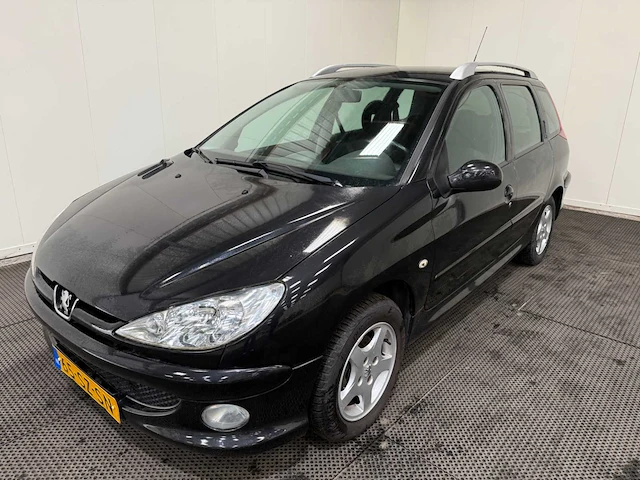 Peugeot - 206 sw - personenauto - 2006 - afbeelding 1 van  28